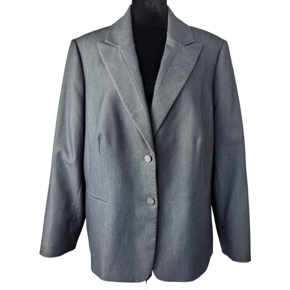✅ Tahari Woman’s gray blazer jacket size 16W